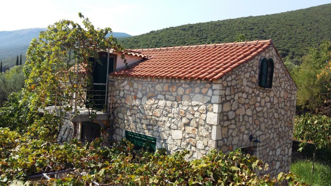 فيلا The Stone House-Zacharatos Nikolaos Pouláta المظهر الخارجي الصورة