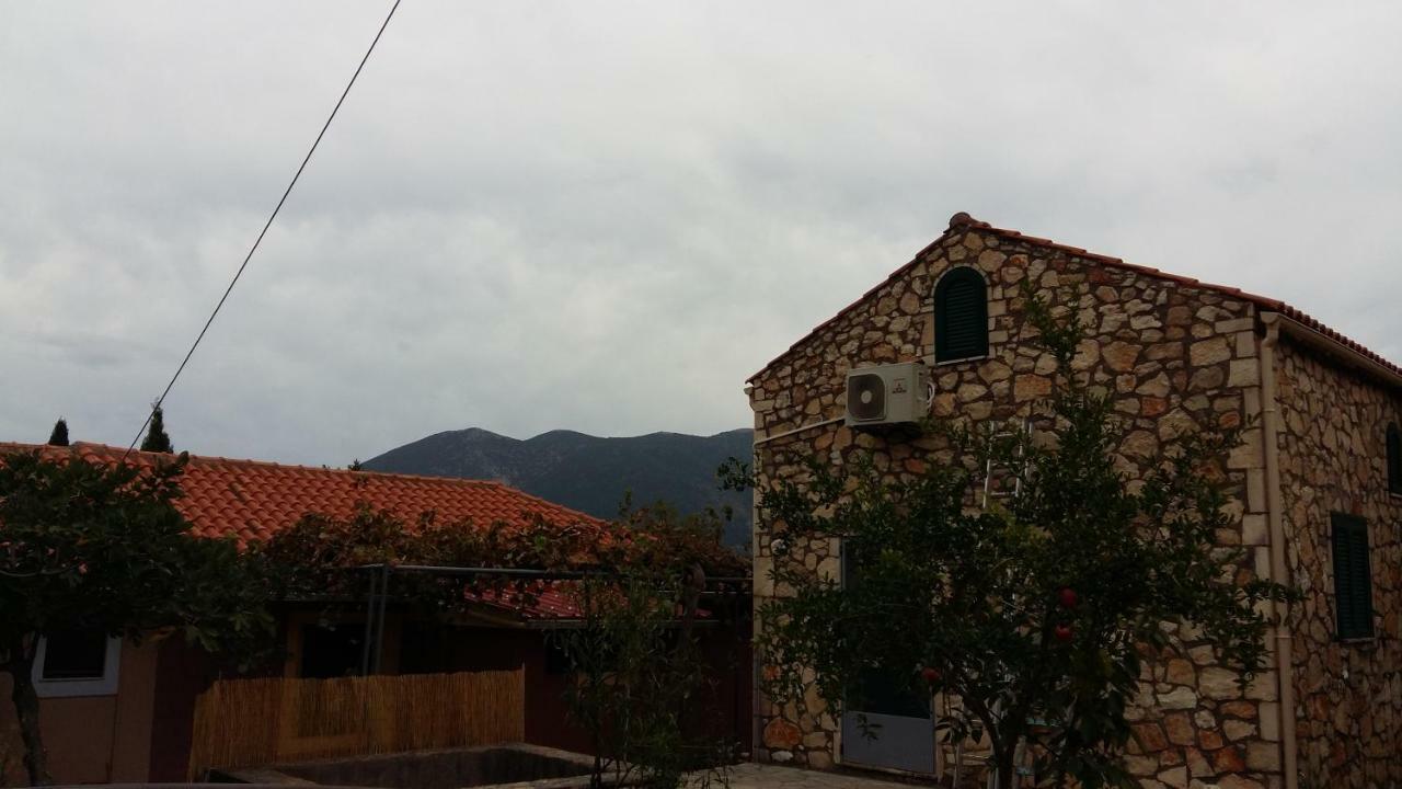 فيلا The Stone House-Zacharatos Nikolaos Pouláta المظهر الخارجي الصورة